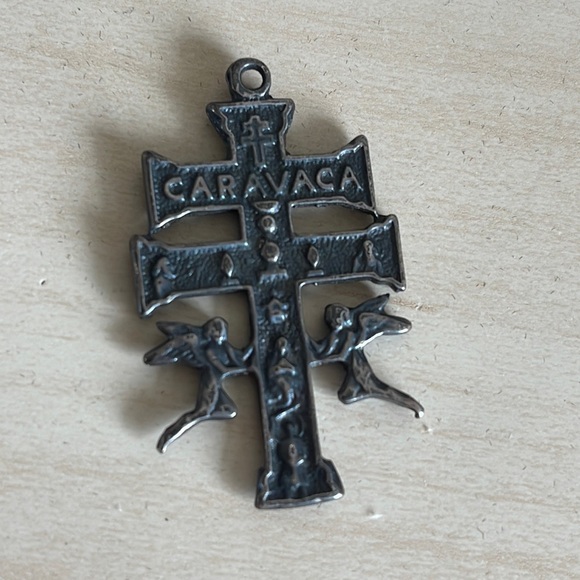 Vintage caravaca charm - Picture 1 of 8